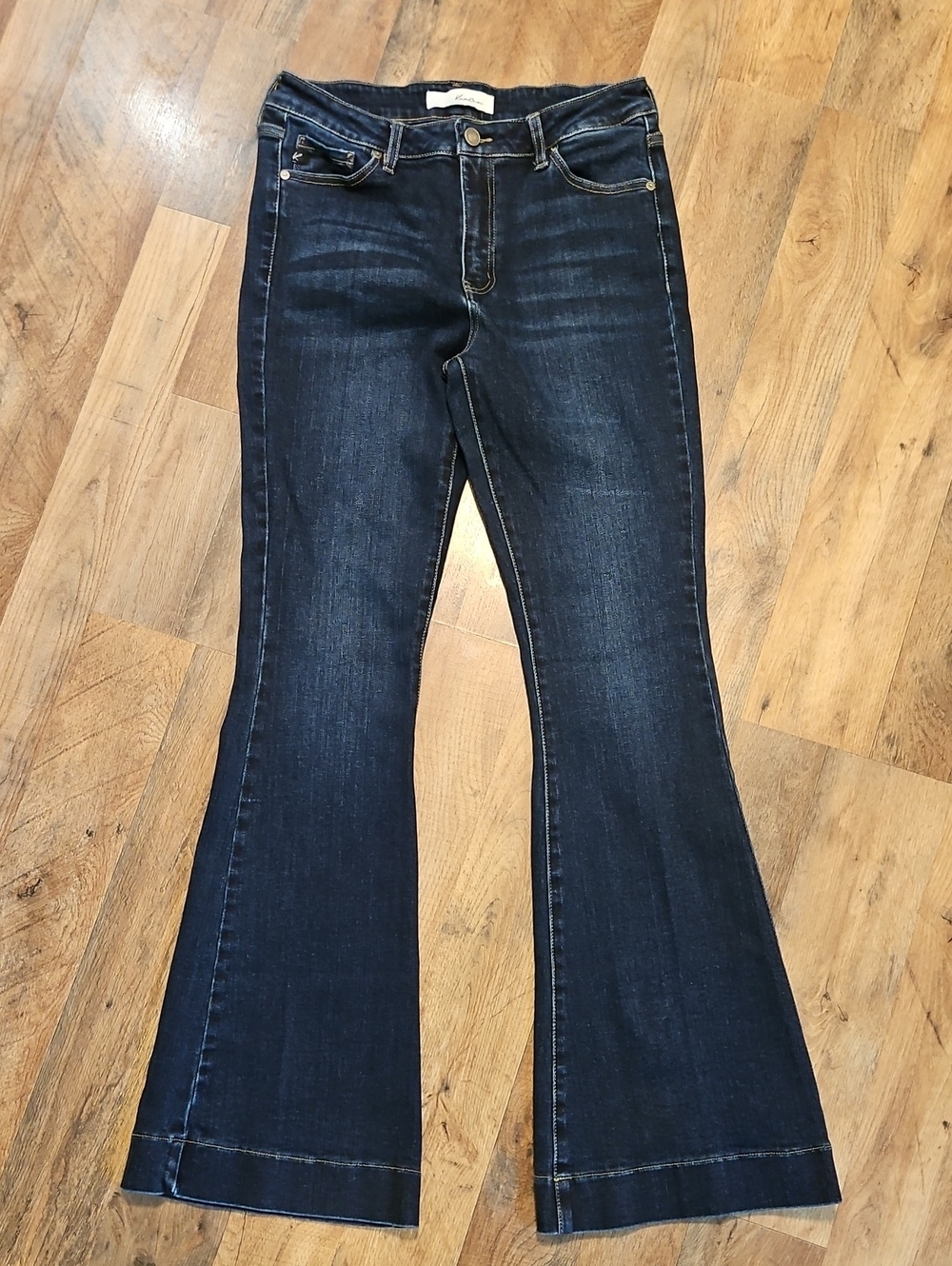 👖KanCan Dark Indigo Flared Jeans